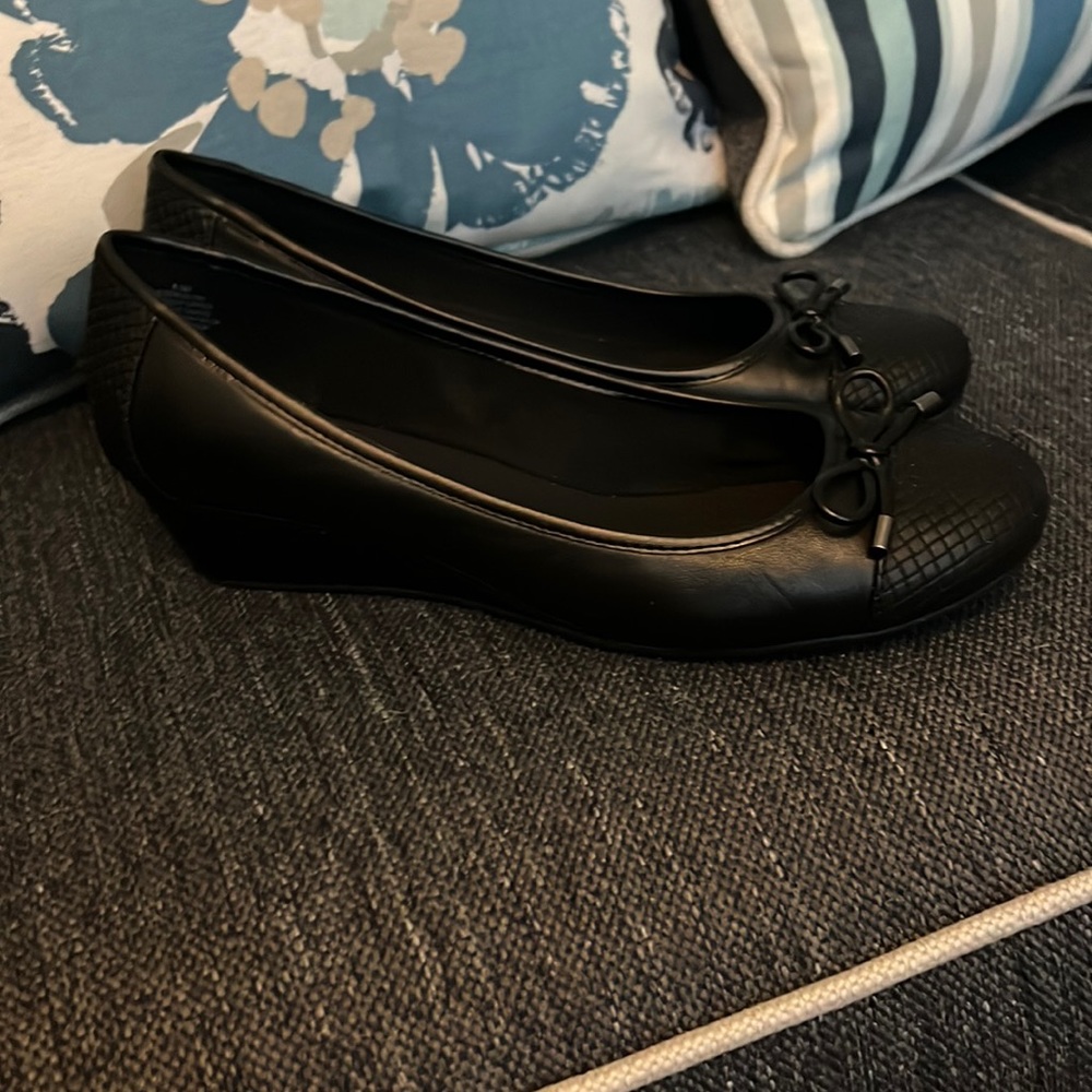 Easyspirit Black Wedge Mules